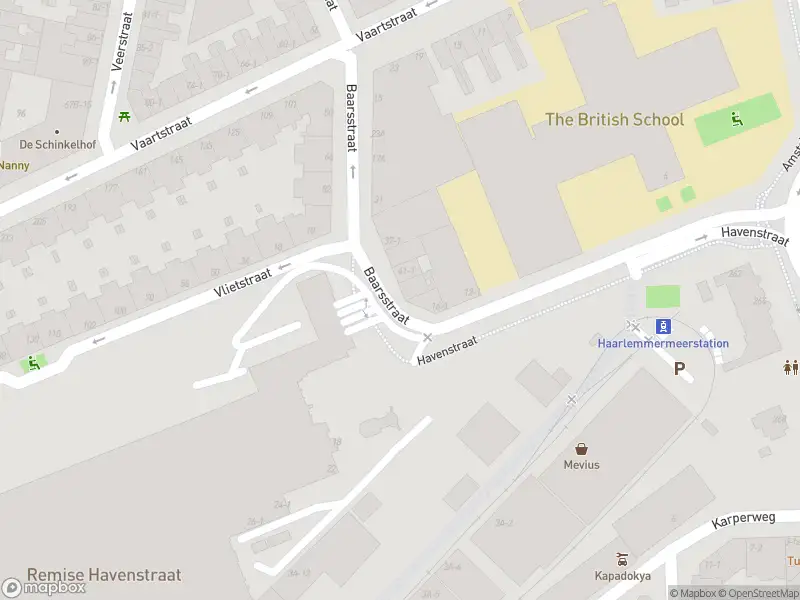 Ambulance met gepaste spoed naar de Karperweg in Amsterdam