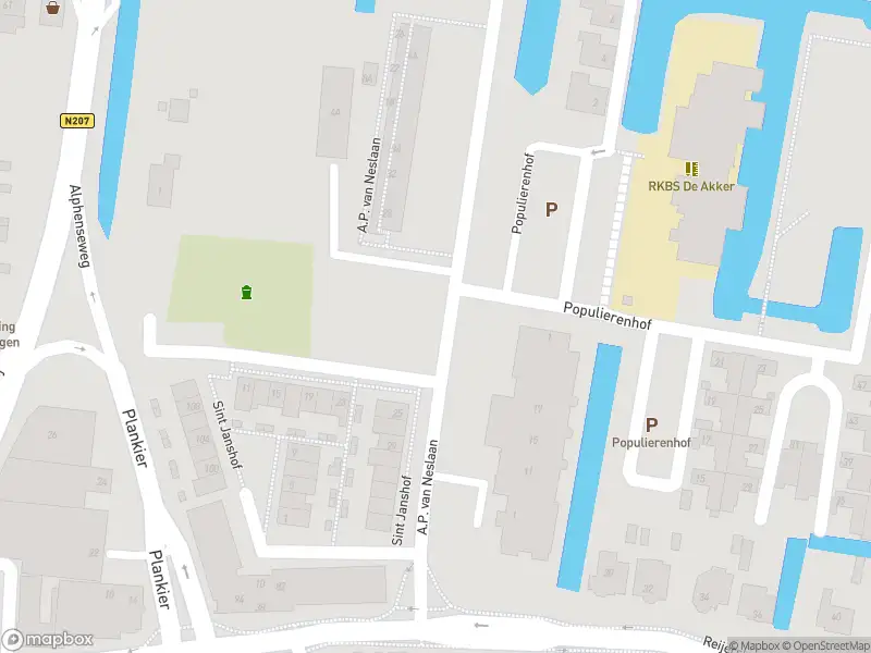 Ambulance met grote spoed naar de A.P. van Neslaan in Boskoop