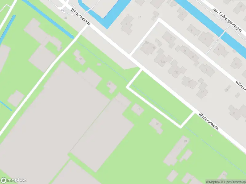 Ambulance met gepaste spoed naar de Wildersekade in Rotterdam