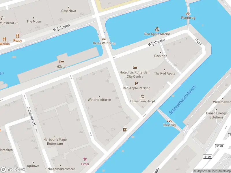 Brandweer met gepaste spoed naar de Wijnbrugstraat in Rotterdam vanwege afgaan automatisch brandalarm