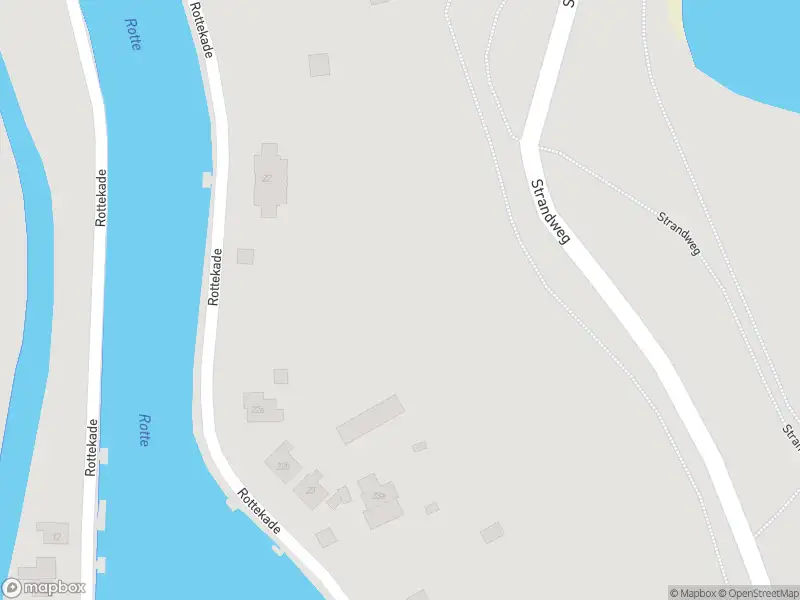Ambulance met gepaste spoed naar de Rottekade in Zevenhuizen