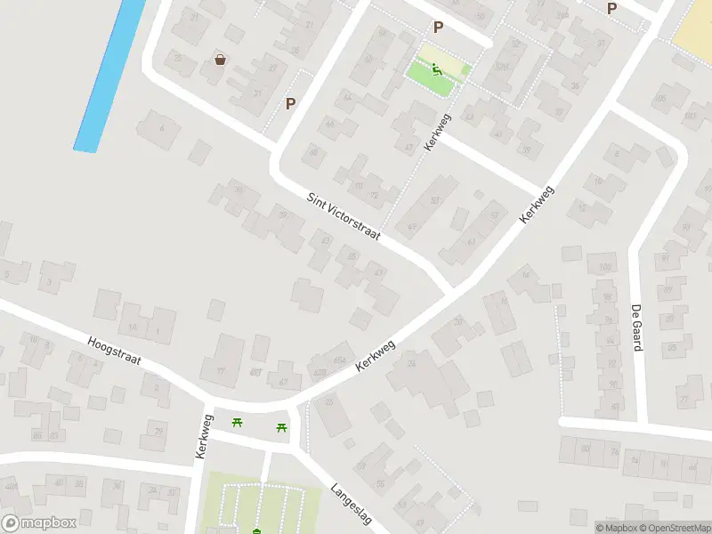 Brandweer met gepaste spoed naar de Koningstraat in Afferden vanwege waarnemen gaslucht