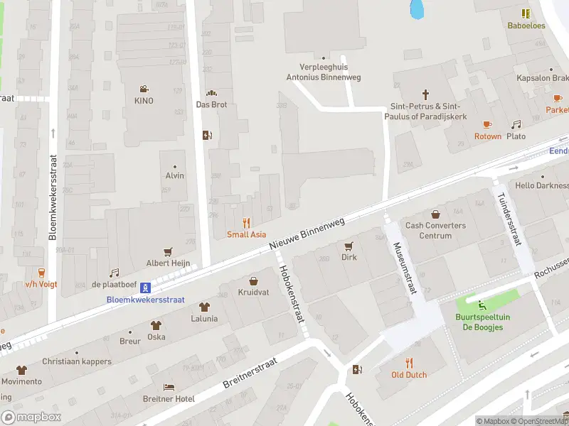 Ambulance met gepaste spoed naar de Nieuwe Binnenweg in Rotterdam