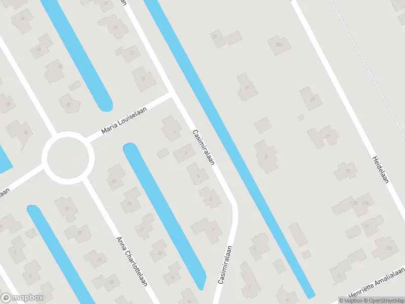 Brandweer met grote spoed naar de Casimiralaan in Oranjewoud vanwege gebouwbrand