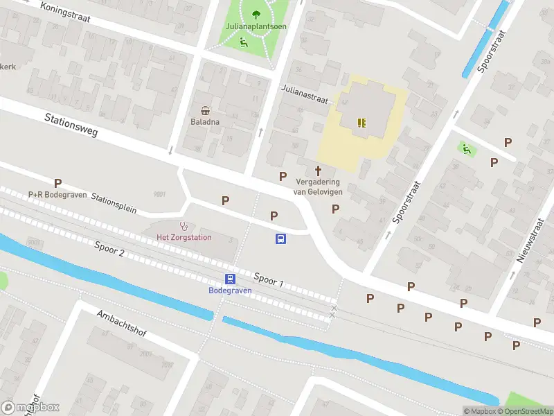 Ambulance met grote spoed naar de Stationsplein in Bodegraven