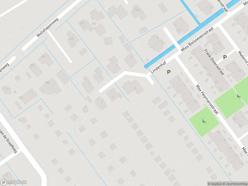 Ambulance met grote spoed naar de Lindenhof in Rotterdam