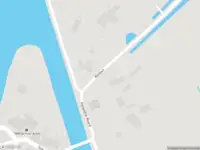 Ambulance met grote spoed naar de Klinkert in Arkel