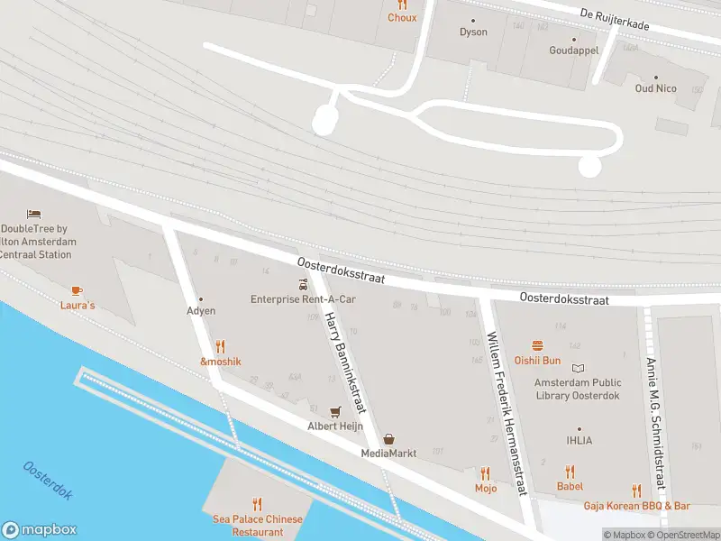 112 melding Ambulance met gepaste spoed naar de Oosterdoksstraat in Amsterdam