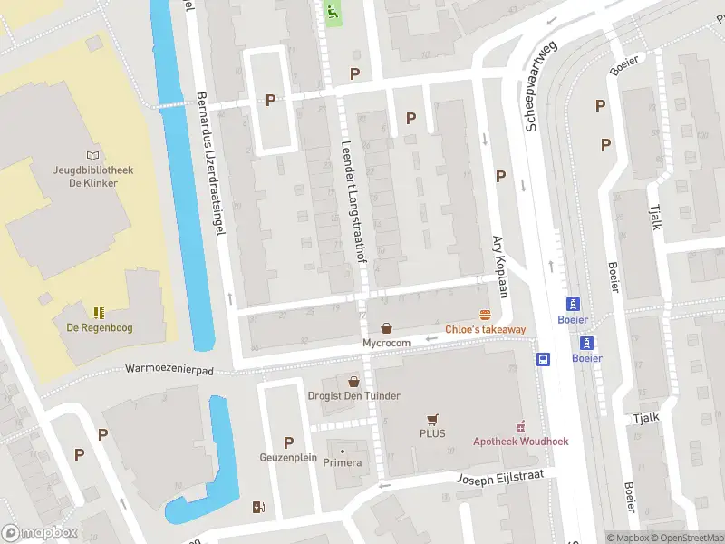 Ambulance met gepaste spoed naar de Leendert Langstraathof in Schiedam