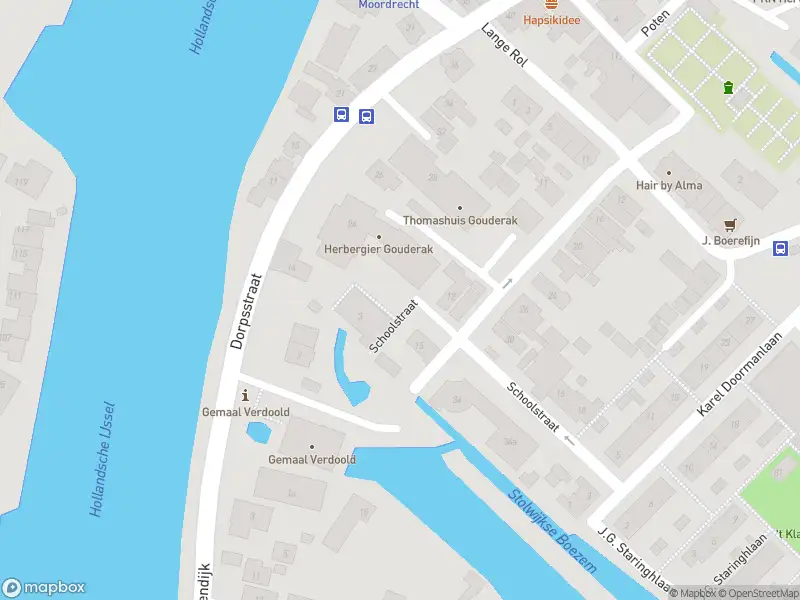 Brandweer met grote spoed naar de Schoolstraat in Gouderak vanwege waarnemen gaslucht