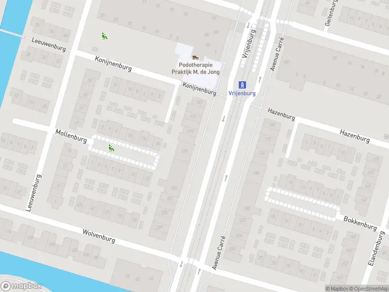 Brandweer met gepaste spoed naar de Avenue Carré in Barendrecht vanwege een liftopsluiting