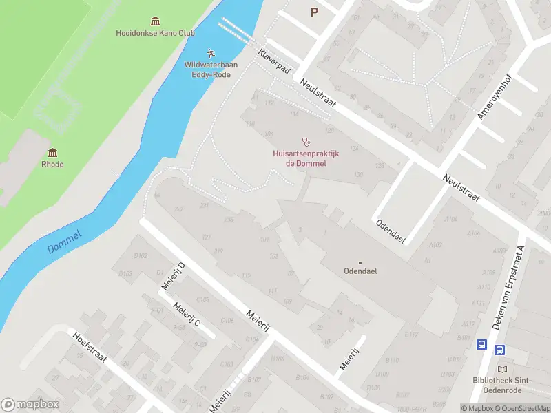 Brandweer met gepaste spoed naar de Odendael in Sint-Oedenrode vanwege een liftopsluiting