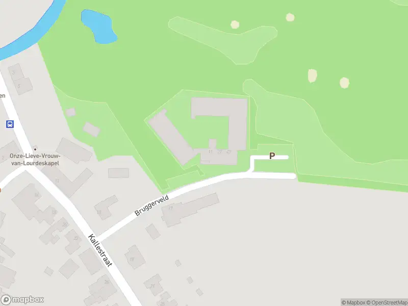 Ambulance met grote spoed naar de Bruggerveld in Hunsel