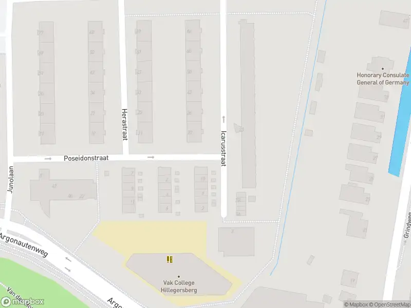 Ambulance met grote spoed naar de Icarusstraat in Rotterdam