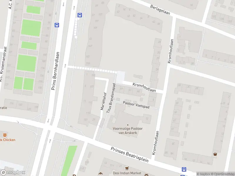 Ambulance met gepaste spoed naar de Titus Brandsmapad in Haarlem