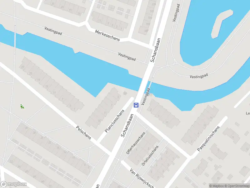 Ambulance met grote spoed naar de Planciusschans in Zoetermeer