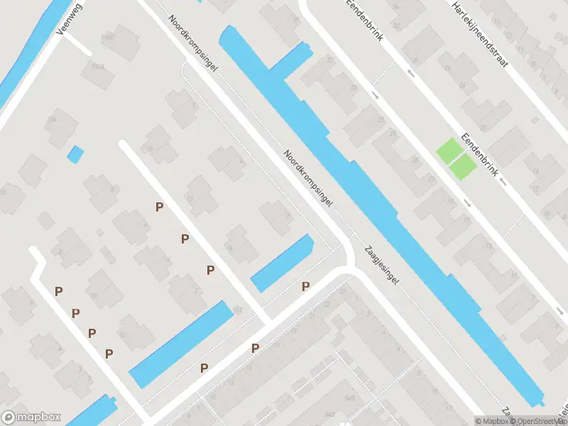 Ambulance met grote spoed naar de Noordkrompsingel in 's-Gravenhage