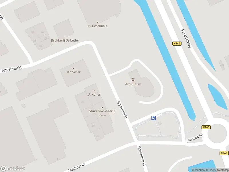 Ambulance met gepaste spoed naar de Appelmarkt in Zwaagdijk-Oost