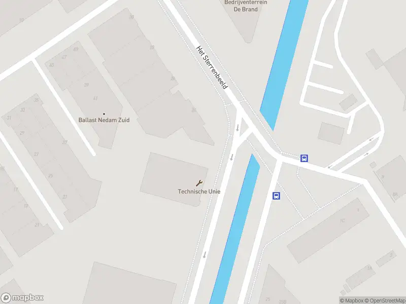 Brandweer met gepaste spoed naar de Het Sterrenbeeld in 's-Hertogenbosch