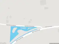 Brandweer met grote spoed naar de Oude Bommelsestraat in Ophemert vanwege voertuigen te water