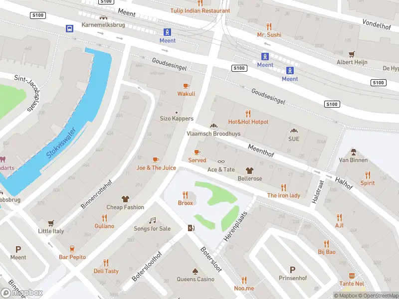 Ambulance met grote spoed naar de Meent in Rotterdam