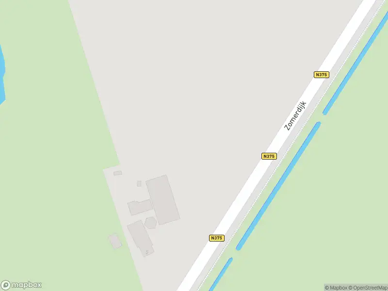 Brandweer met gepaste spoed naar de Zomerdijk in Wanneperveen