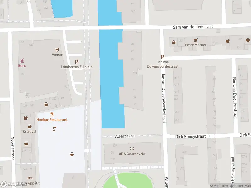 Brandweer met gepaste spoed naar de Strackéstraat in Amsterdam