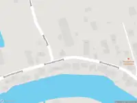 Ambulance met grote spoed naar de Binnendamseweg in Giessenburg