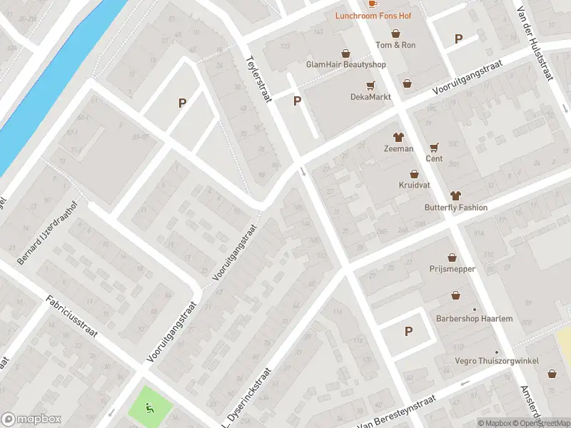 Ambulance met gepaste spoed naar de Teylerstraat in Haarlem