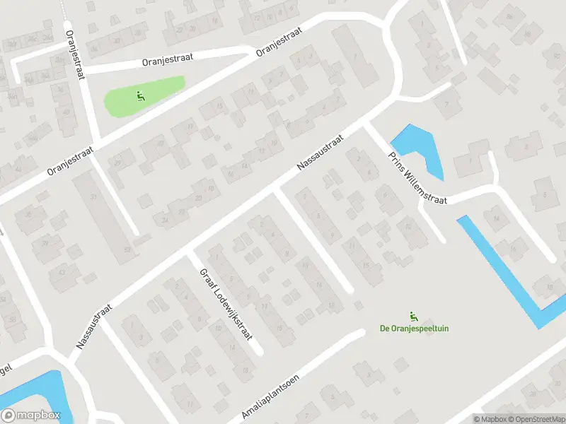 Ambulance met gepaste spoed naar de Prins Mauritsstraat in Barendrecht