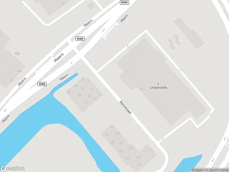Ambulance met grote spoed naar de Genielaan in Alphen aan den Rijn