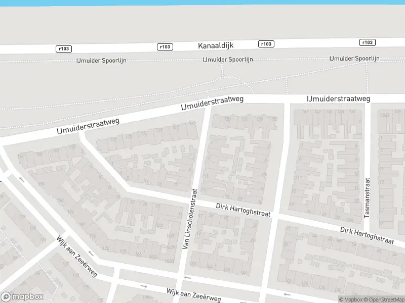 Ambulance met grote spoed naar de Van Linschotenstraat in IJmuiden