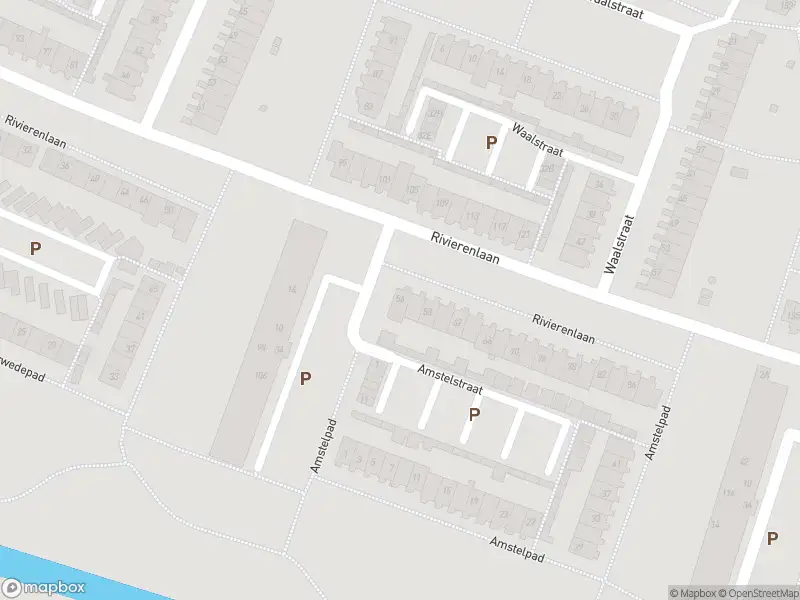 Ambulance met gepaste spoed naar de Rivierenlaan in Rozenburg