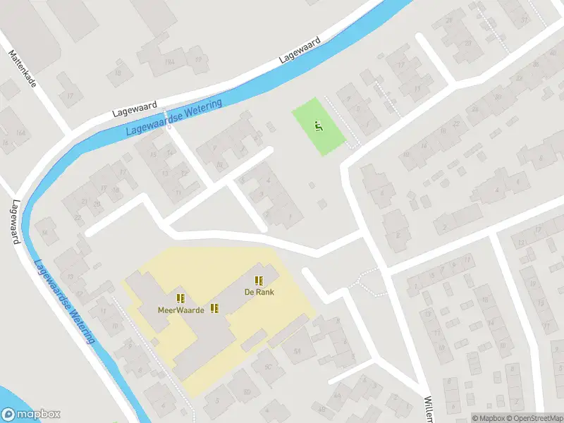 Ambulance met gepaste spoed naar de Van Vegtenplantsoen in Koudekerk aan den Rijn