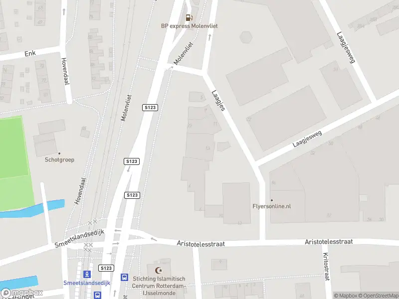 112 melding Ambulance met grote spoed naar de Molenvliet in Rotterdam