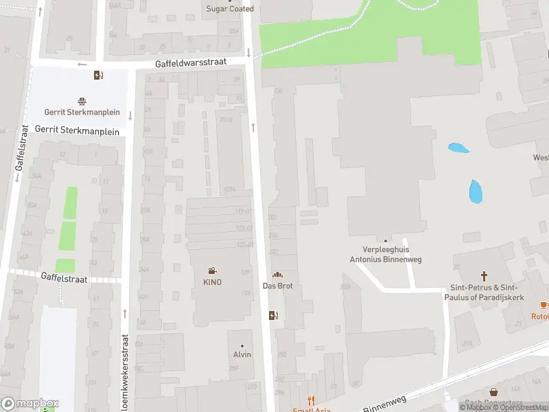 Ambulance met gepaste spoed naar de Gouvernestraat in Rotterdam