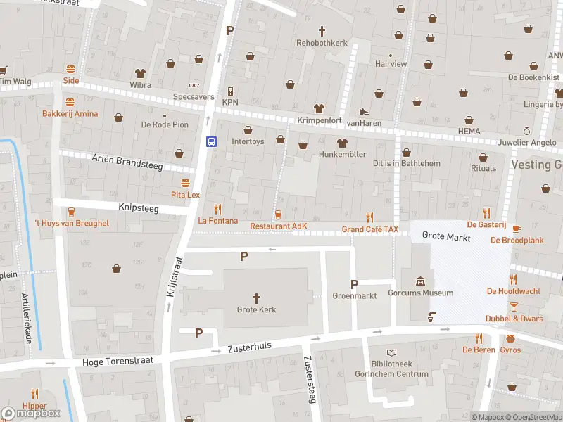 Ambulance met grote spoed naar de Achter de Kerk in Gorinchem