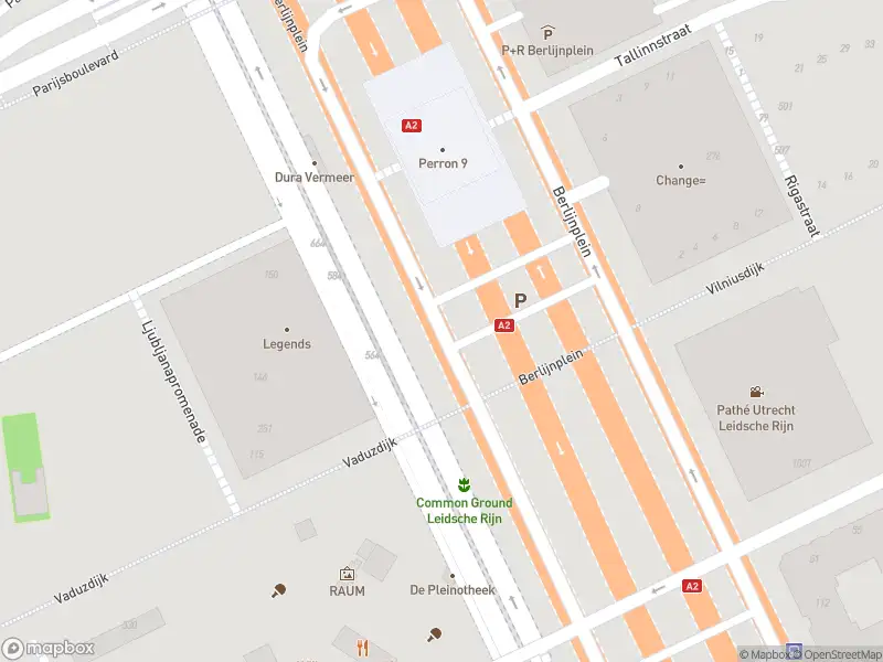 Politie naar de Berlijnplein in Utrecht