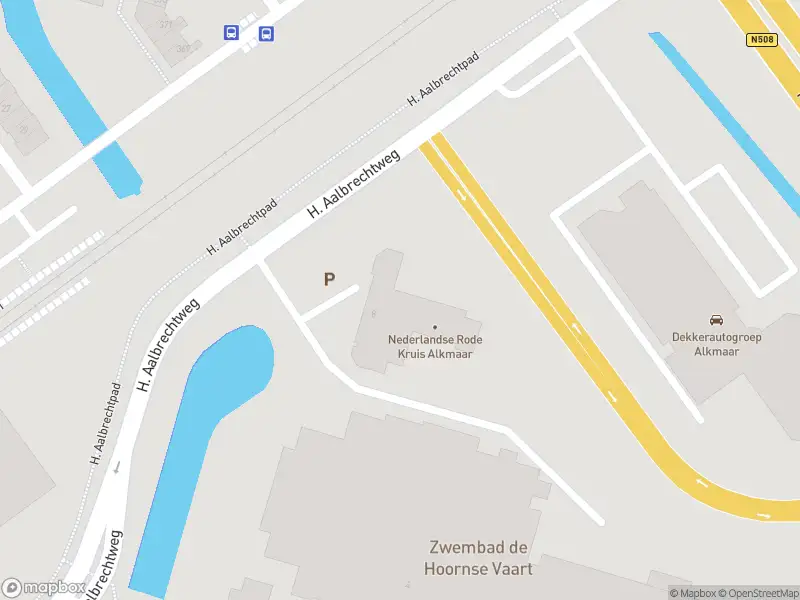 Ambulance met grote spoed naar de Hertog Aalbrechtweg in Alkmaar