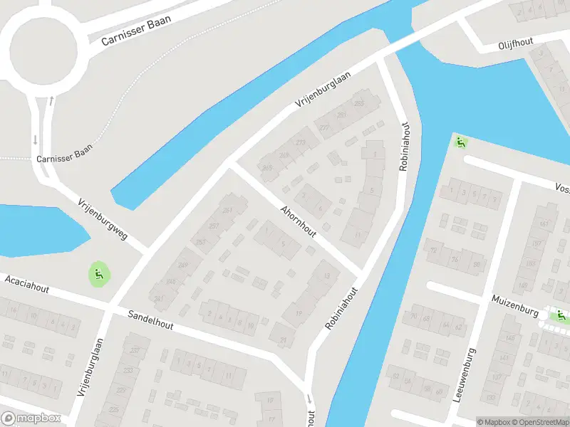 Ambulance met grote spoed naar de Ahornhout in Barendrecht