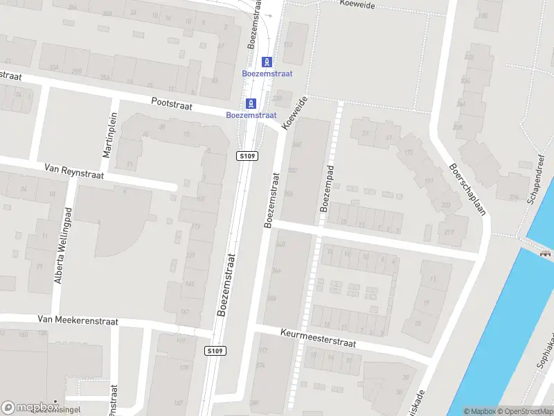 112 melding Ambulance met gepaste spoed naar de Boezemstraat in Rotterdam