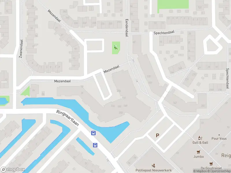 Ambulance met gepaste spoed naar de Eendendaal in Nieuwerkerk aan den IJssel