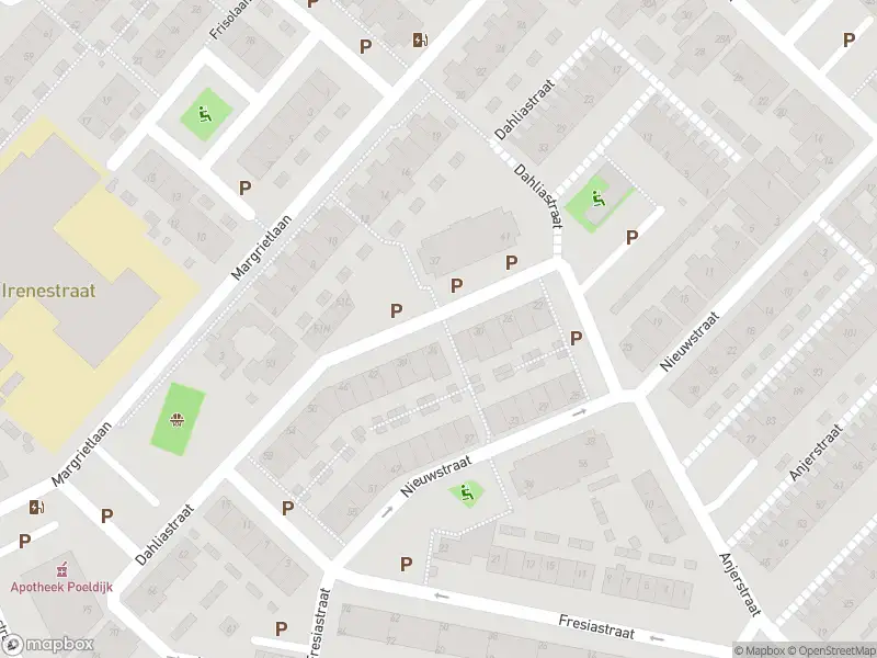 Ambulance met gepaste spoed naar de Anjerstraat in Poeldijk