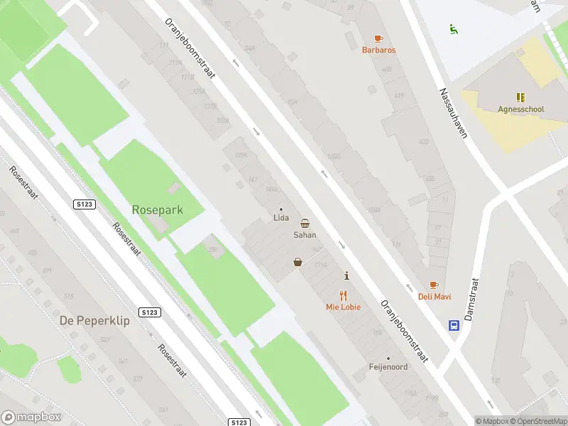 112 melding Ambulance met gepaste spoed naar de Oranjeboomstraat in Rotterdam