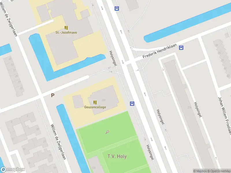 Ambulance met gepaste spoed naar de Holysingel in Vlaardingen