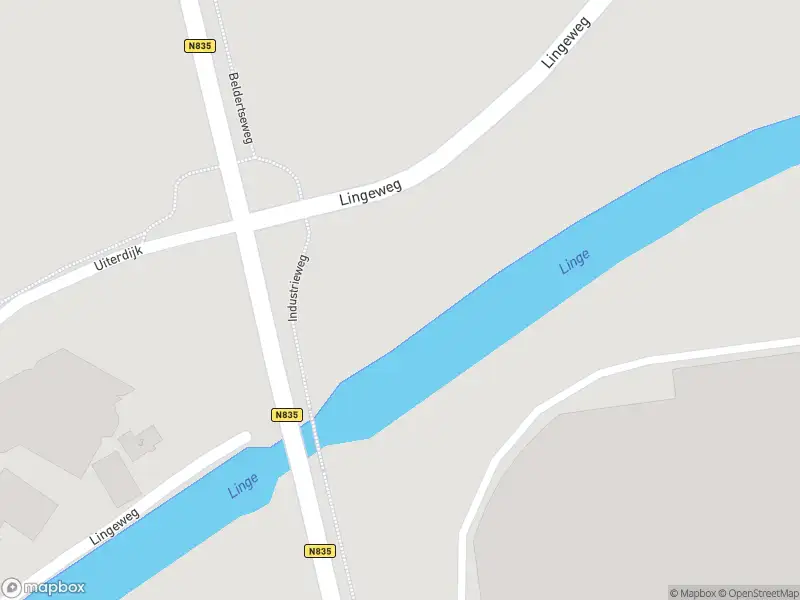 Brandweer met gepaste spoed naar de Lingeweg in Zoelen vanwege stormschade