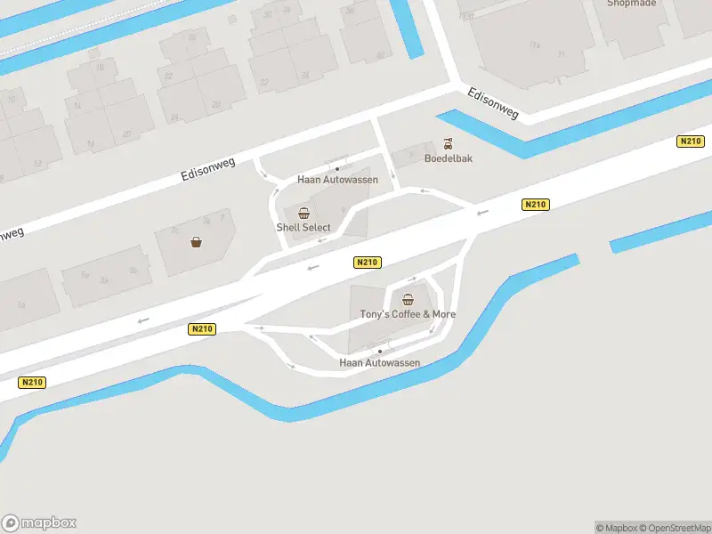 Brandweer met gepaste spoed naar de Weg der Verenigde Naties in IJsselstein vanwege stormschade