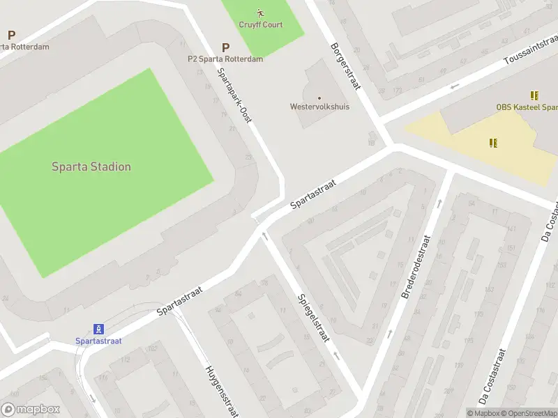 Ambulance met gepaste spoed naar de Spartastraat in Rotterdam