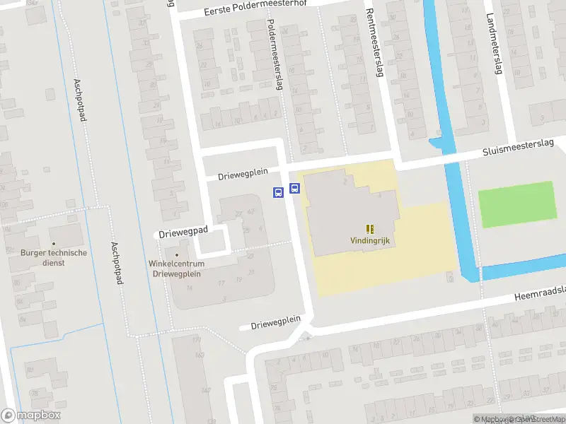Brandweer met gepaste spoed naar de Goudse Houtsingel in Gouda vanwege stormschade