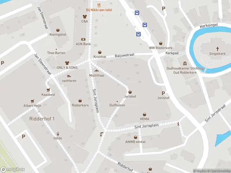 Ambulance met gepaste spoed naar de Sint Jorisplein in Ridderkerk